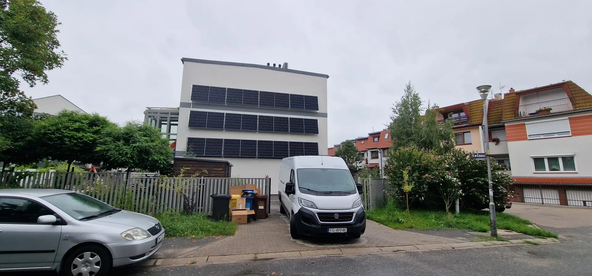 instalacja na konstrukcji fasadowej