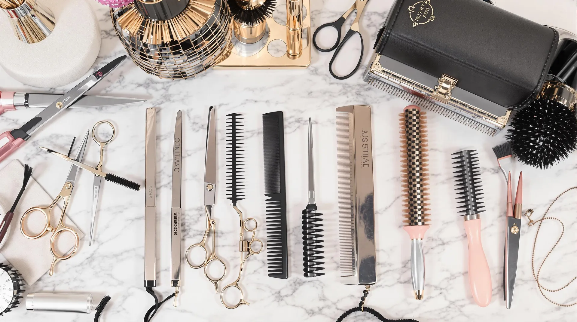 5 kroków do idealnego strzyżenia: jak zadbać o swoje włosy?